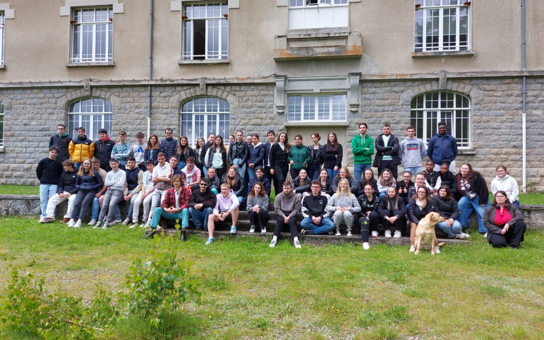 Faire-part: Enterrement d’une capsule temporelle au Lycée Agricole